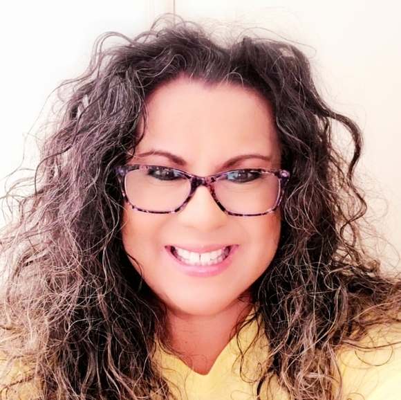 Meet your Posher, Jayne - Picture 1 of 1